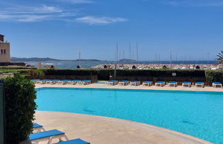 Photo 1 - Appartement de 2 chambres à Six-Fours-les-Plages avec piscine et terrasse