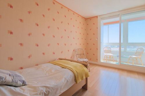 Photo 10 - 2 bedroom Apartment in Les Sables-d'Olonne with garden