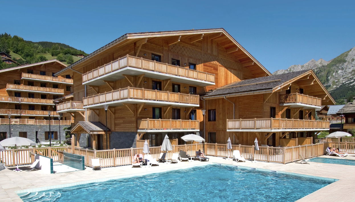 Apartment mit 3 Schlafzimmern in La Clusaz mit schwimmbad und terrasse - Foto 1