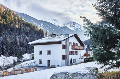 Photo 24 - Maison de 10 chambres à Sankt Leonhard im Pitztal avec jardin et vues sur la montagne