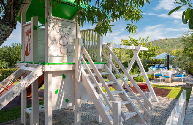 Casa de 4 quartos em Seget com piscina privada e jardim - Foto 19