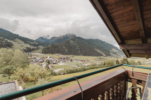 Foto 14 - Appartamento con 10 camere da letto a Hollersbach im Pinzgau con giardino e terrazza