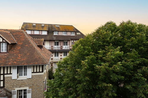 Foto 5 - Appartamento a Cabourg con vista mare