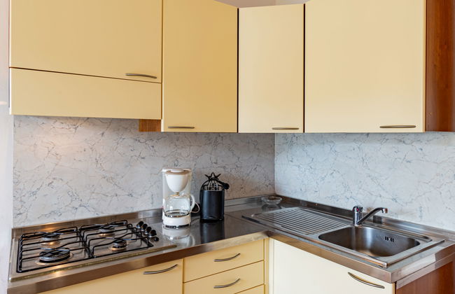 Apartamento de 3 quartos em Garda com piscina e jardim - Foto 8