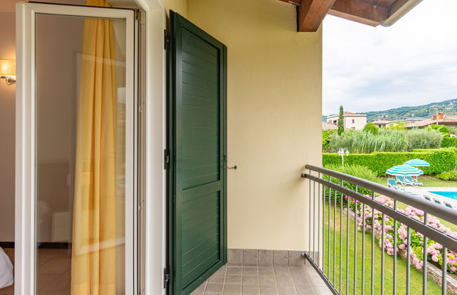 Apartamento de 3 quartos em Garda com piscina e jardim - Foto 15