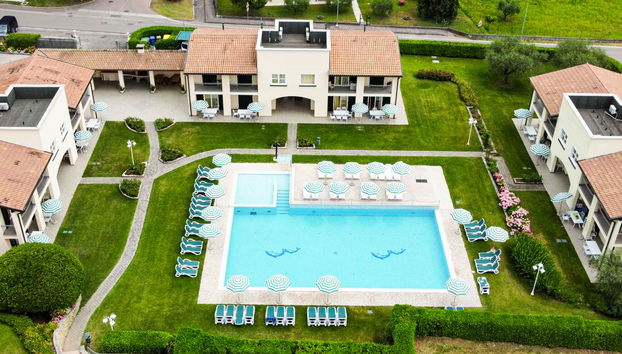 3 bedroom Apartment in Garda with swimming pool and garden - Photo 4
