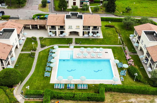 Foto 2 - Apartamento de 2 quartos em Garda com piscina e vista para a montanha