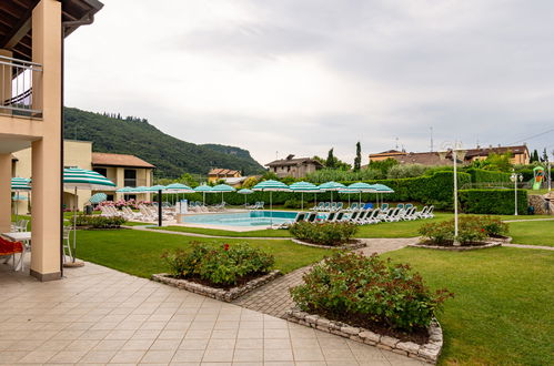 Foto 30 - Apartamento de 2 quartos em Garda com piscina e jardim