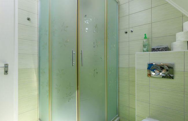 Casa de 3 quartos em Balatonlelle com jardim e terraço - Foto 25