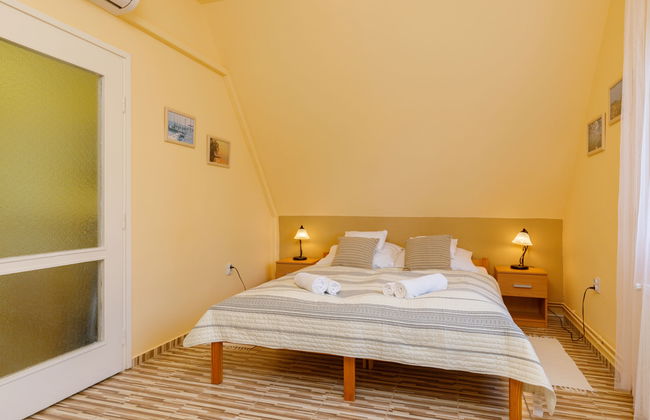 Casa de 3 quartos em Balatonlelle com jardim e terraço - Foto 17