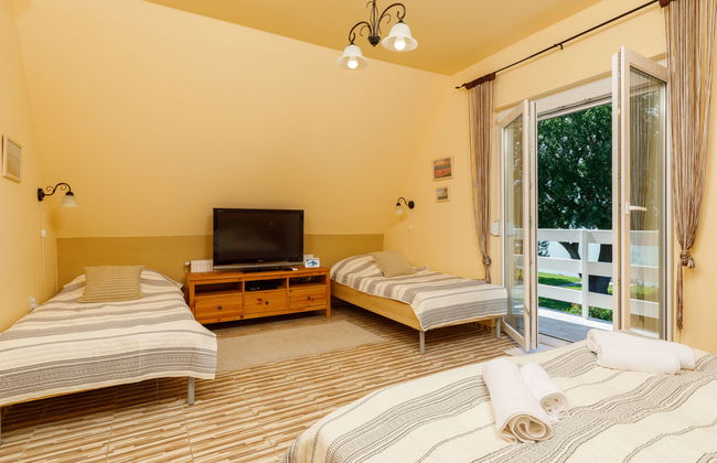 Casa de 3 quartos em Balatonlelle com jardim e terraço - Foto 14