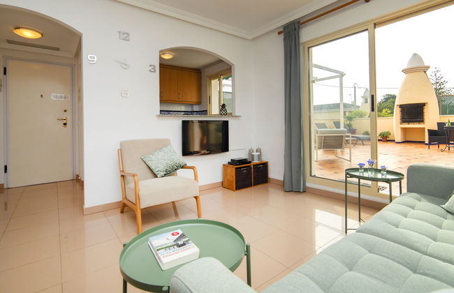 3 bedroom Apartment in Dénia with swimming pool and garden - Photo 8