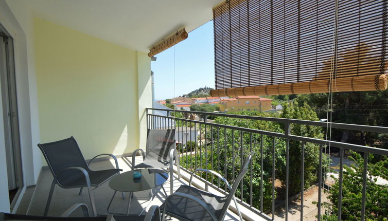 Foto 1 - Appartamento con 1 camera da letto a Tribunj con terrazza e vista mare