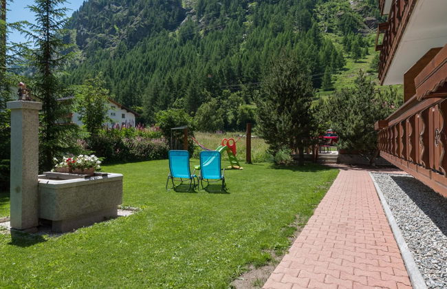 Apartamento de 3 quartos em Saas-Almagell com jardim - Foto 2