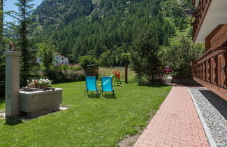 Photo 2 - 3 bedroom Apartment in Saas-Almagell with garden