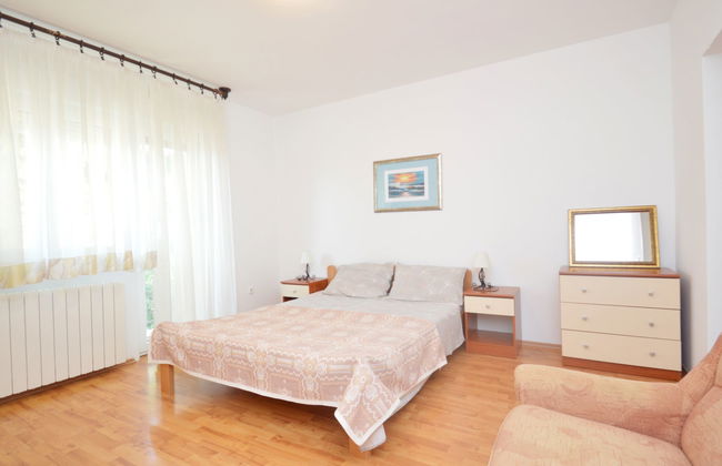 Appartement de 4 chambres à Pula avec jardin et terrasse - Photo 13