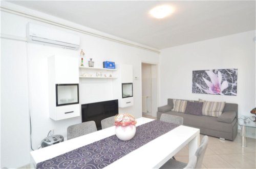 Photo 8 - 3 bedroom Apartment in Pula with terrace and sea view