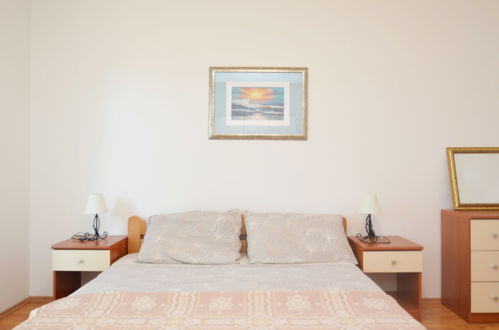 Foto 14 - Apartment mit 3 Schlafzimmern in Pula mit terrasse und blick aufs meer