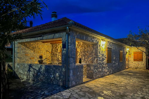 Photo 38 - Maison de 2 chambres à Sukošan avec terrasse