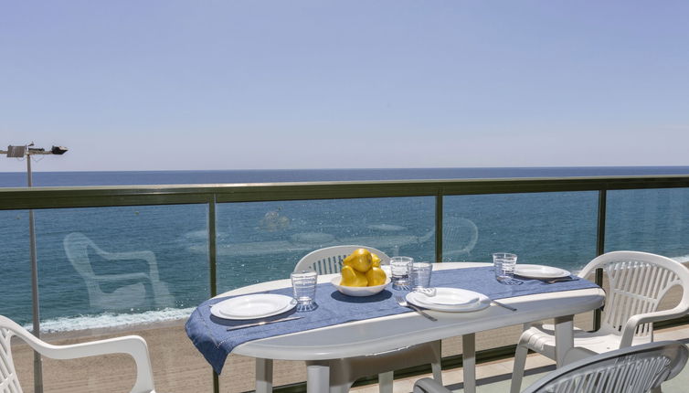 Foto 1 - Apartamento de 2 habitaciones en Castell-Platja d'Aro con terraza y vistas al mar