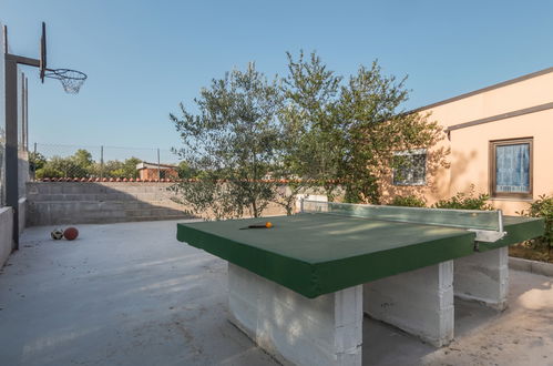 Photo 23 - Maison de 2 chambres à Fažana avec jardin et terrasse