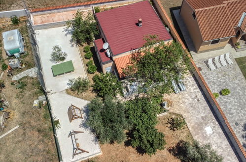 Photo 28 - Maison de 2 chambres à Fažana avec jardin et terrasse