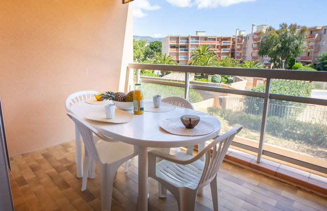 Appartamento con 1 camera da letto a Bormes-les-Mimosas con piscina e giardino - Foto 16