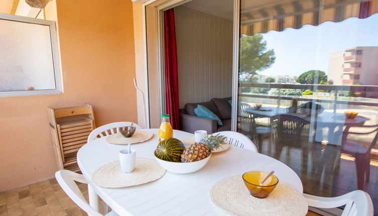 Foto 1 - Apartamento em Bormes-les-Mimosas com piscina e vistas do mar