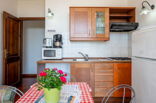 Photo 8 - Appartement de 3 chambres à Azzano d'Asti avec piscine et jardin