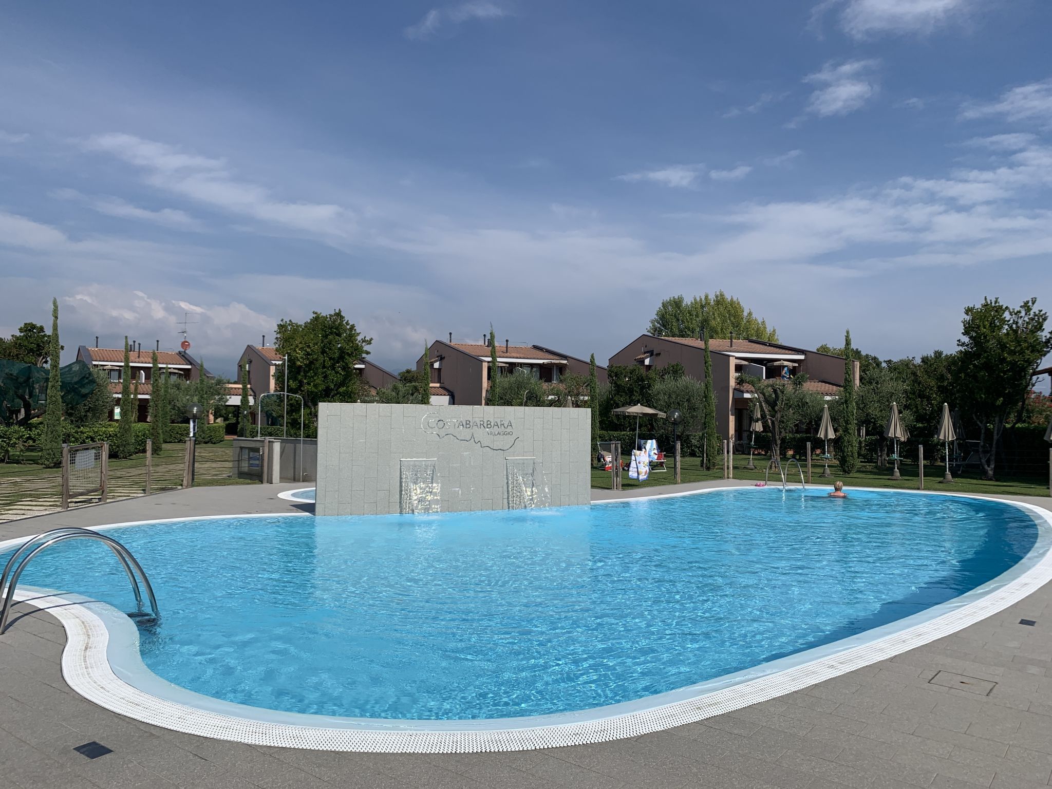 Photo 2 - 1 bedroom Apartment in Moniga del Garda with swimming pool and mountain view