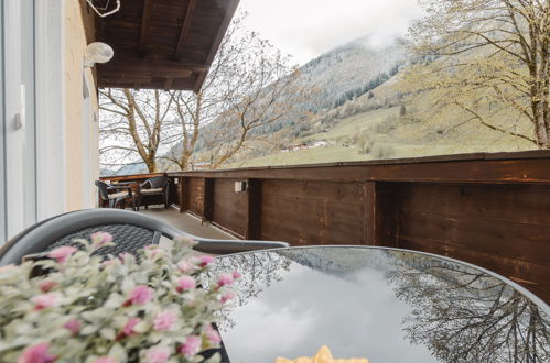 Foto 47 - Haus mit 6 Schlafzimmern in Fusch an der Großglocknerstraße mit garten und blick auf die berge