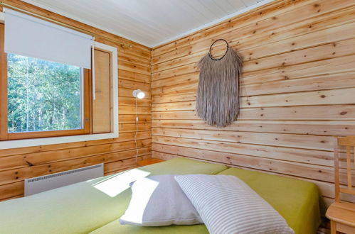 Foto 9 - Casa de 2 habitaciones en Kaavi con sauna