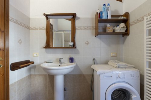 Photo 18 - 1 bedroom Apartment in Vendone with garden