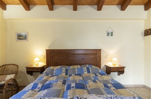 Foto 10 - Apartment mit 1 Schlafzimmer in Vendone mit garten