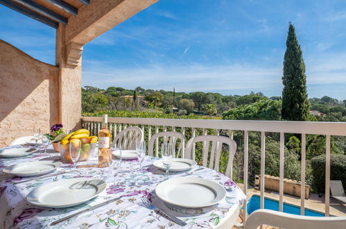 Foto 27 - Casa con 4 camere da letto a Sainte-Maxime con piscina privata e vista mare