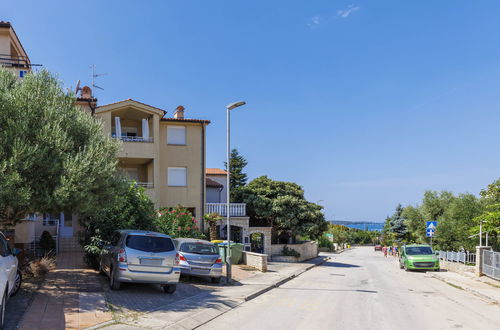 Photo 12 - Appartement en Pula avec jardin et terrasse