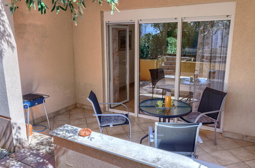 Photo 10 - Appartement en Pula avec jardin et terrasse