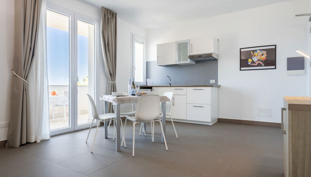 Apartamento de 2 quartos em Marsala com piscina e jardim - Foto 3