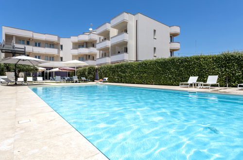 Foto 1 - Apartamento de 1 habitación en Marsala con piscina y vistas al mar