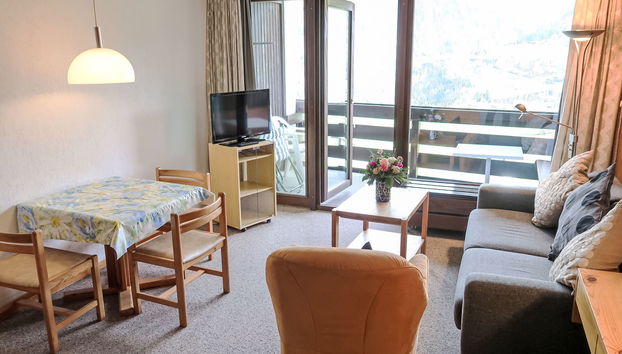 Apartment mit 1 Schlafzimmer in Disentis/Mustér mit schwimmbad und garten - Foto 3