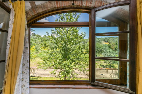 Photo 23 - Appartement de 2 chambres à Capraia e Limite avec piscine