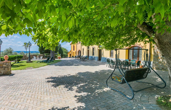 Apartamento de 3 quartos em Capraia e Limite com piscina e jardim - Foto 44
