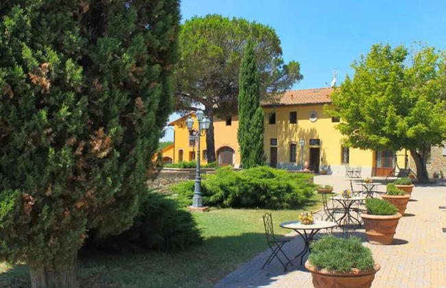 Apartamento de 3 quartos em Capraia e Limite com piscina e jardim - Foto 1