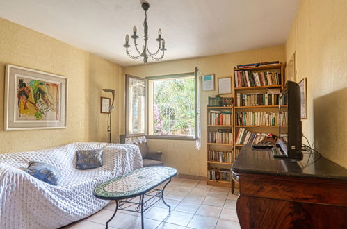 Photo 7 - Maison de 4 chambres à Fréjus avec jardin et terrasse