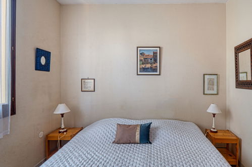 Foto 31 - Casa con 4 camere da letto a Fréjus con giardino e vista mare