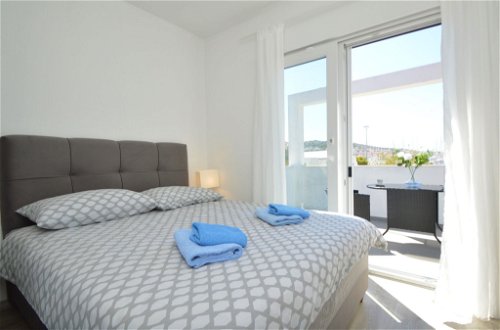 Foto 13 - Casa con 3 camere da letto a Murter con terrazza e vista mare