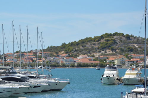 Photo 16 - Maison de 3 chambres à Murter avec terrasse et vues à la mer