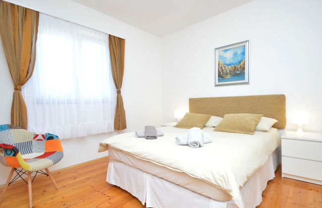 Casa de 4 quartos em Murter com jardim e terraço - Foto 20
