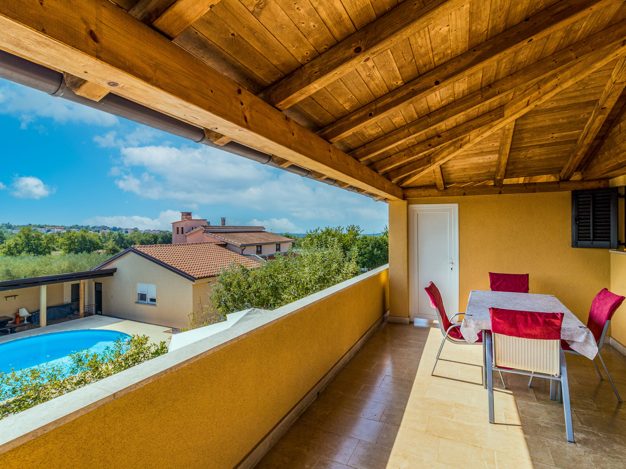 Foto 8 - Appartamento con 2 camere da letto a Poreč con piscina e vista mare