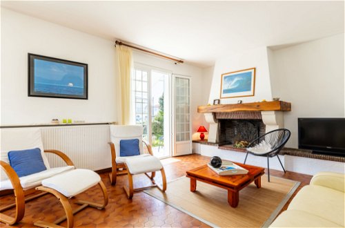 Foto 6 - Casa de 2 quartos em Vaux-sur-Mer com jardim e vistas do mar